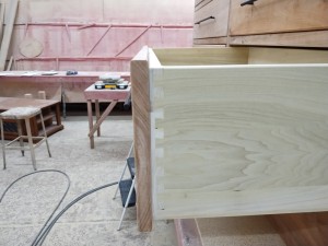 Kovach Custome 8 Drawer Unit Dovetail Detail 